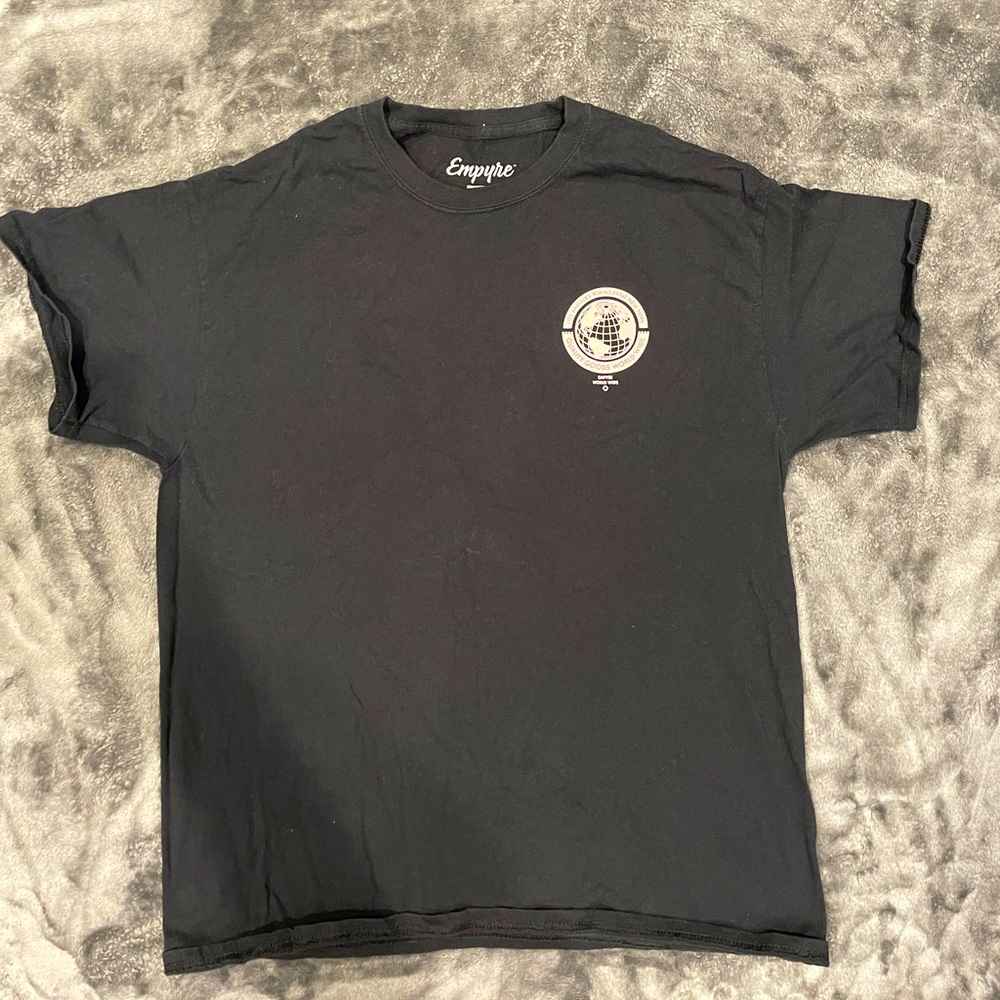 Empyre Shirt. Size large.